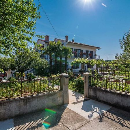 Apartman Ana Bajcici Екстериор снимка